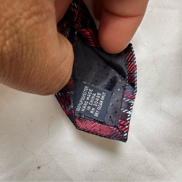 Pierre Cardin Classic Red Plaid Men's Tie - Picture 3 of 5